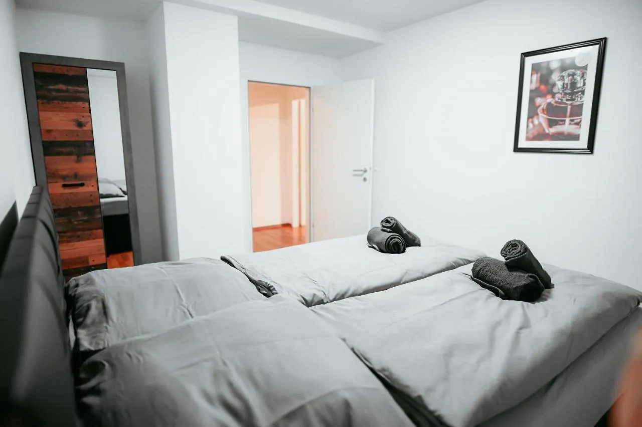 Vienna Shopping Center 8 Appartment Apartmán