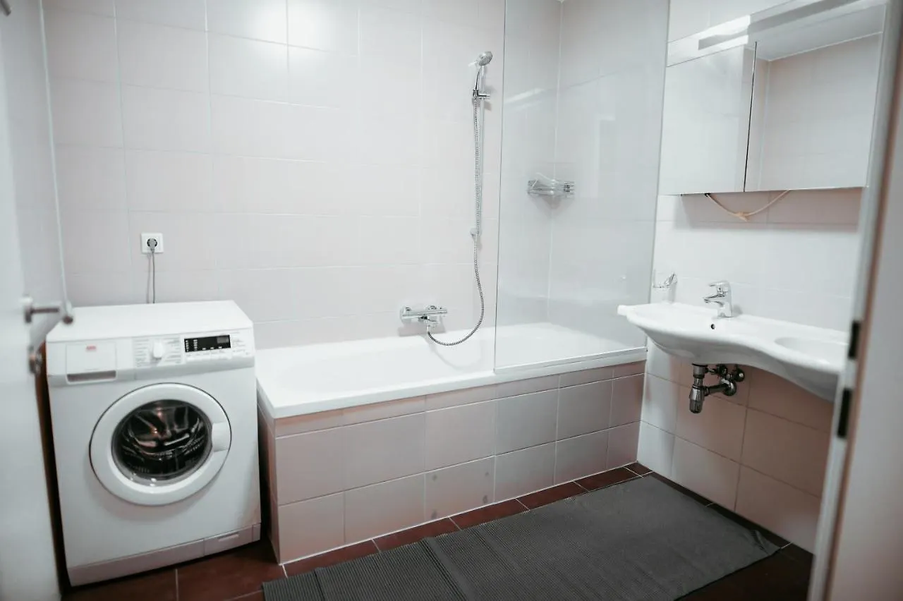 Apartament Vienna Shopping Center 8 Appartment