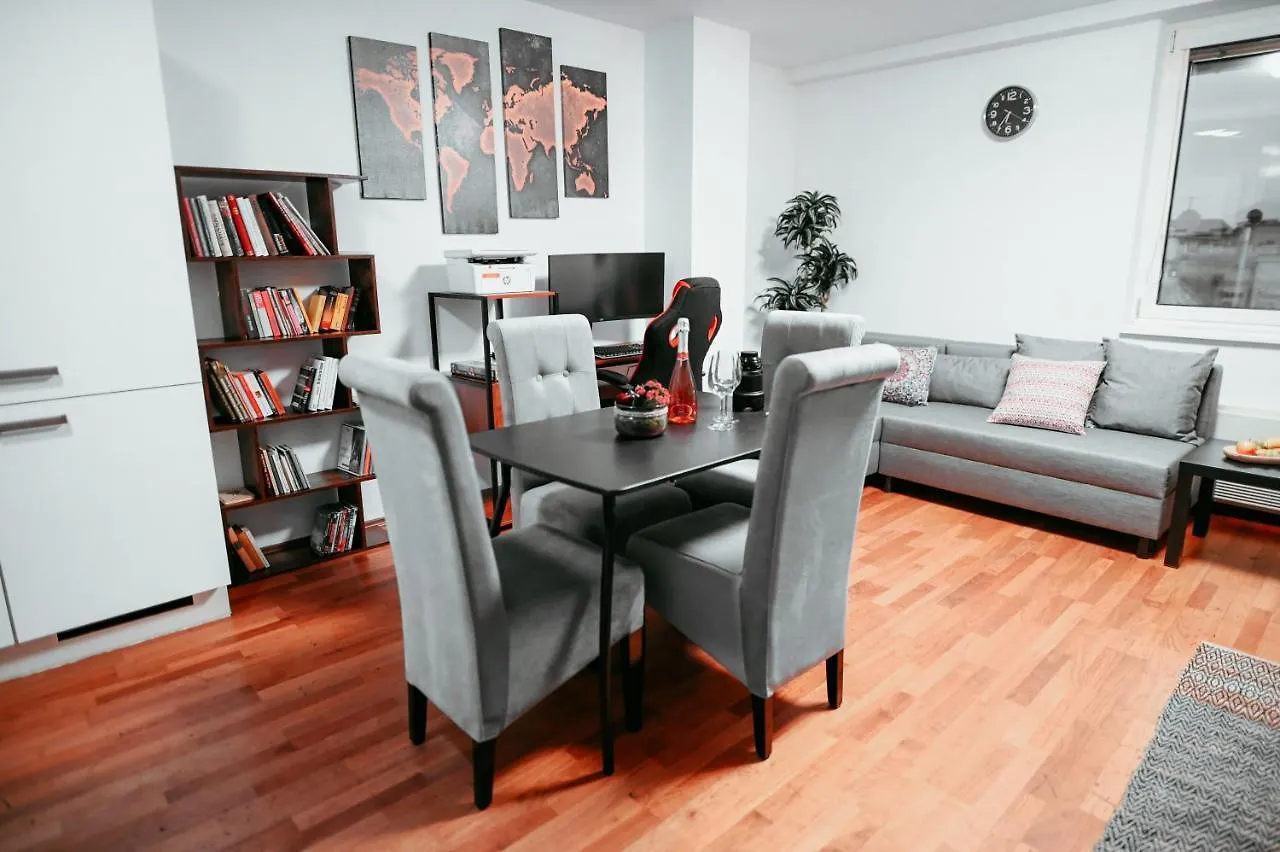 Apartmán Vienna Shopping Center 8 Appartment